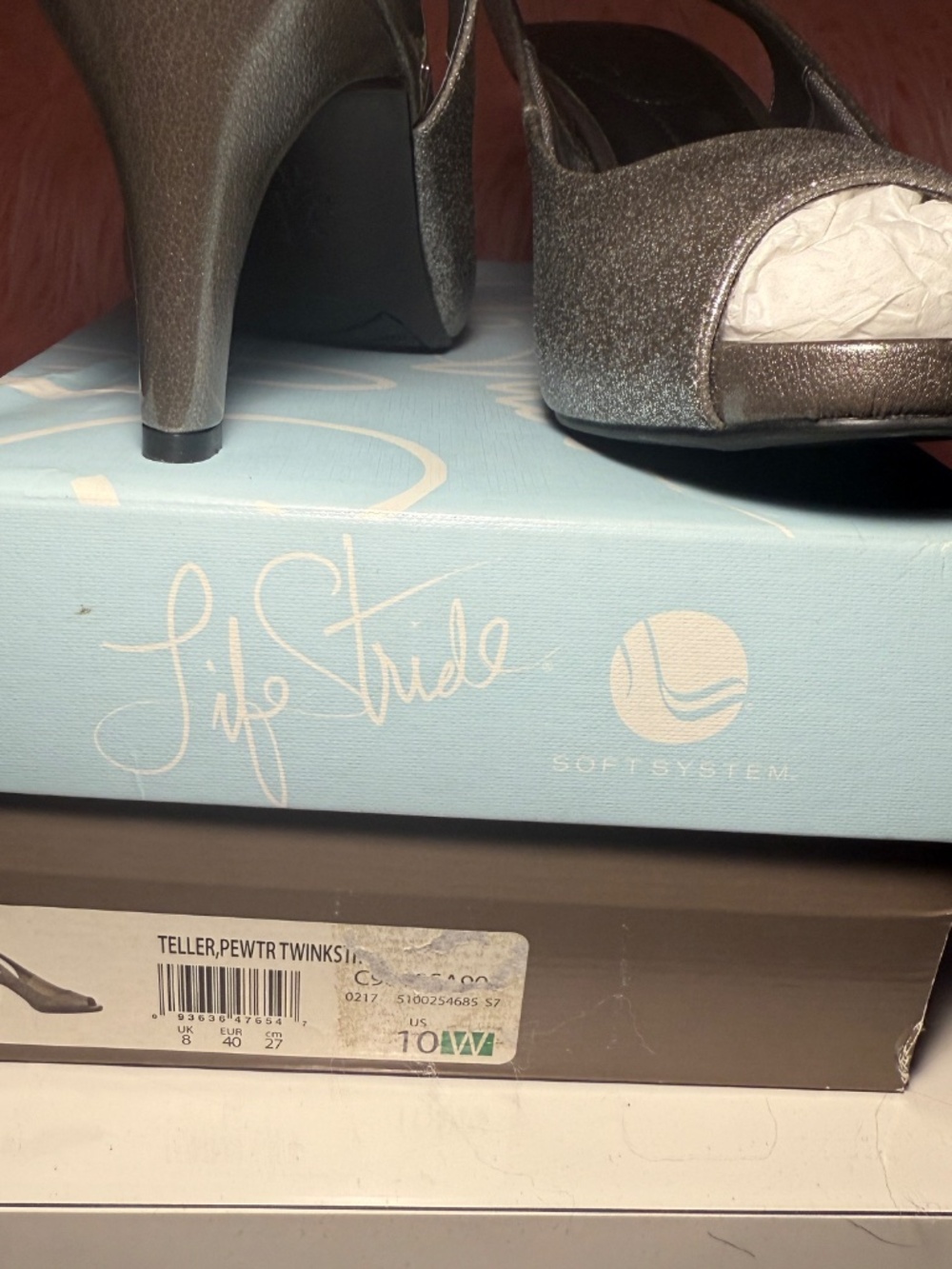 Heels - Picture 5 of 7